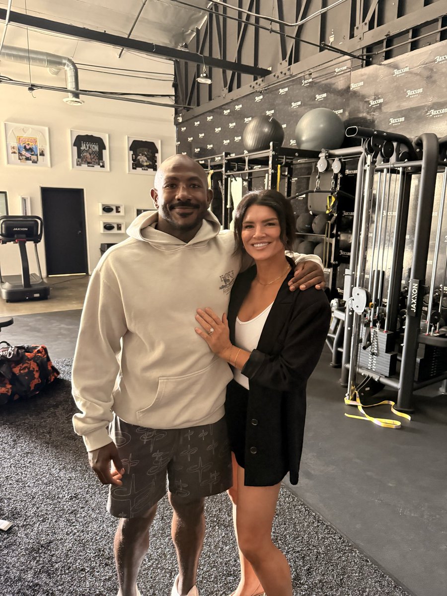 Gina Carano 🕯 tweet media