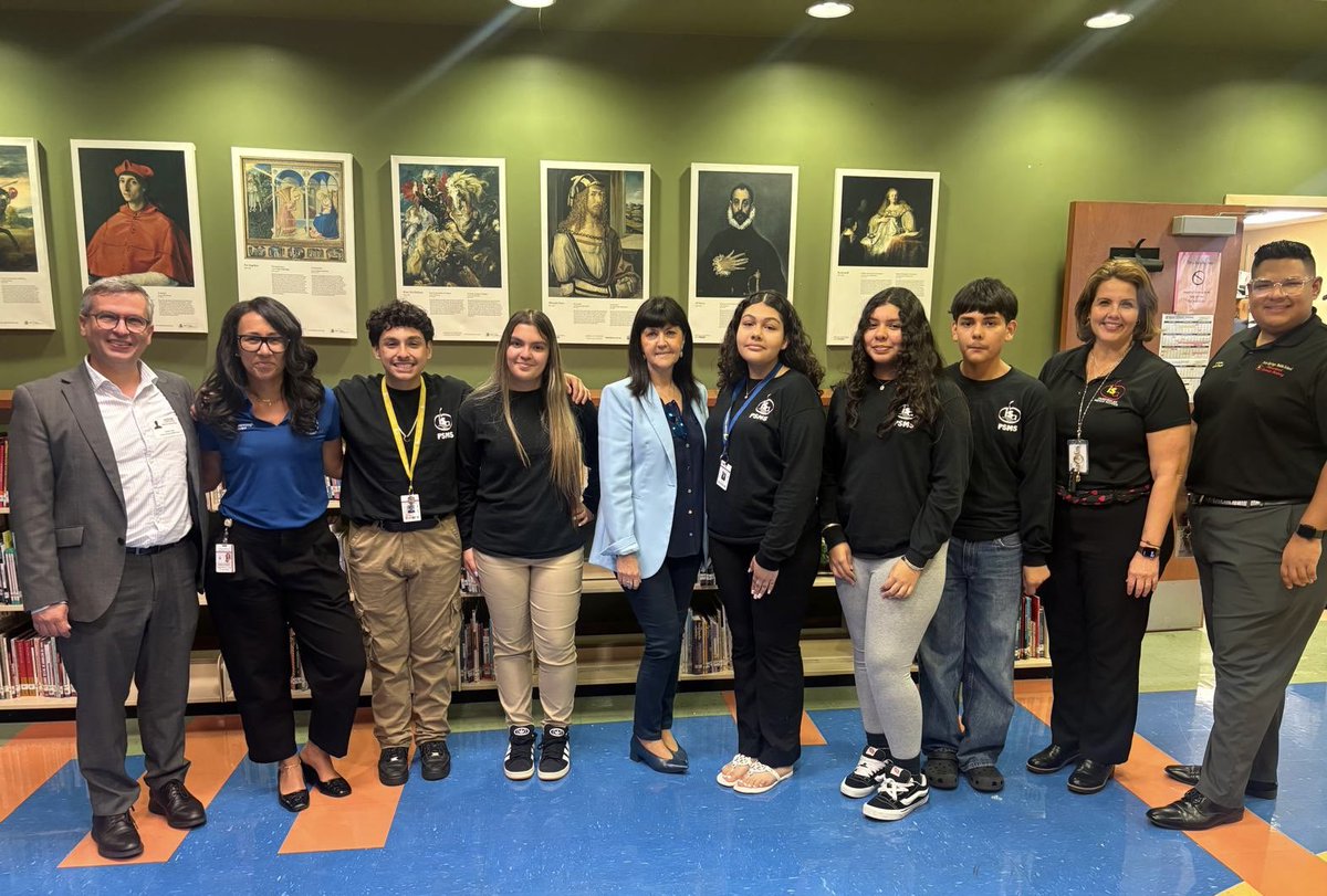 Kevin J. Martínez tweet media