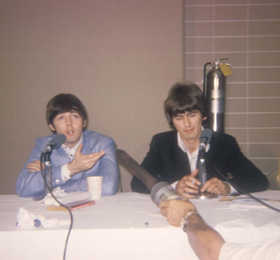 ♥︎♠︎ tweet media