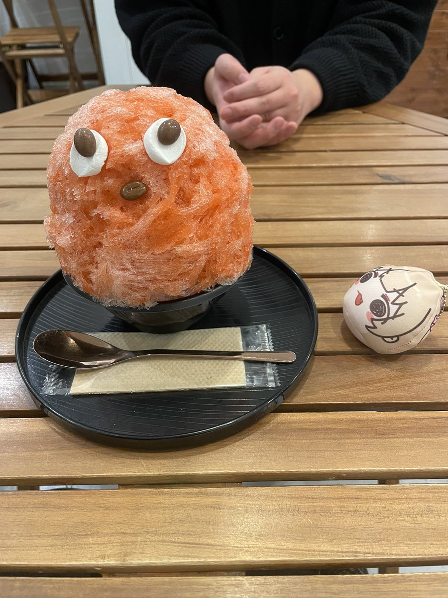 Ctrombone19's tweet photo. 去年はスタート遅れて諦めたコラボ類もほとんど行けてめちゃくちゃ楽しかったね
#名取爆誕 https://t.co/dk4jcLhHRc