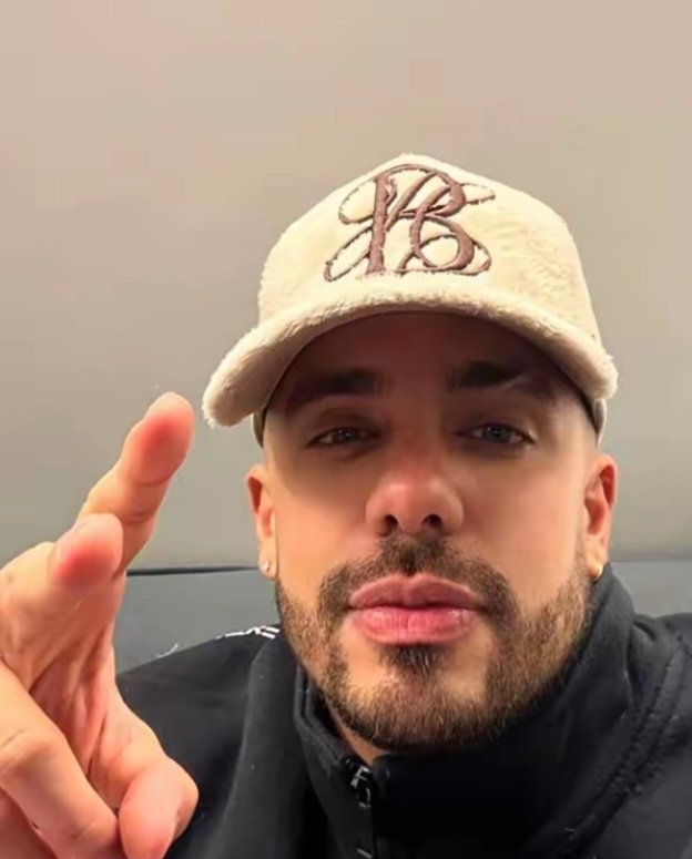 👩🏻‍💼💚 tweet media