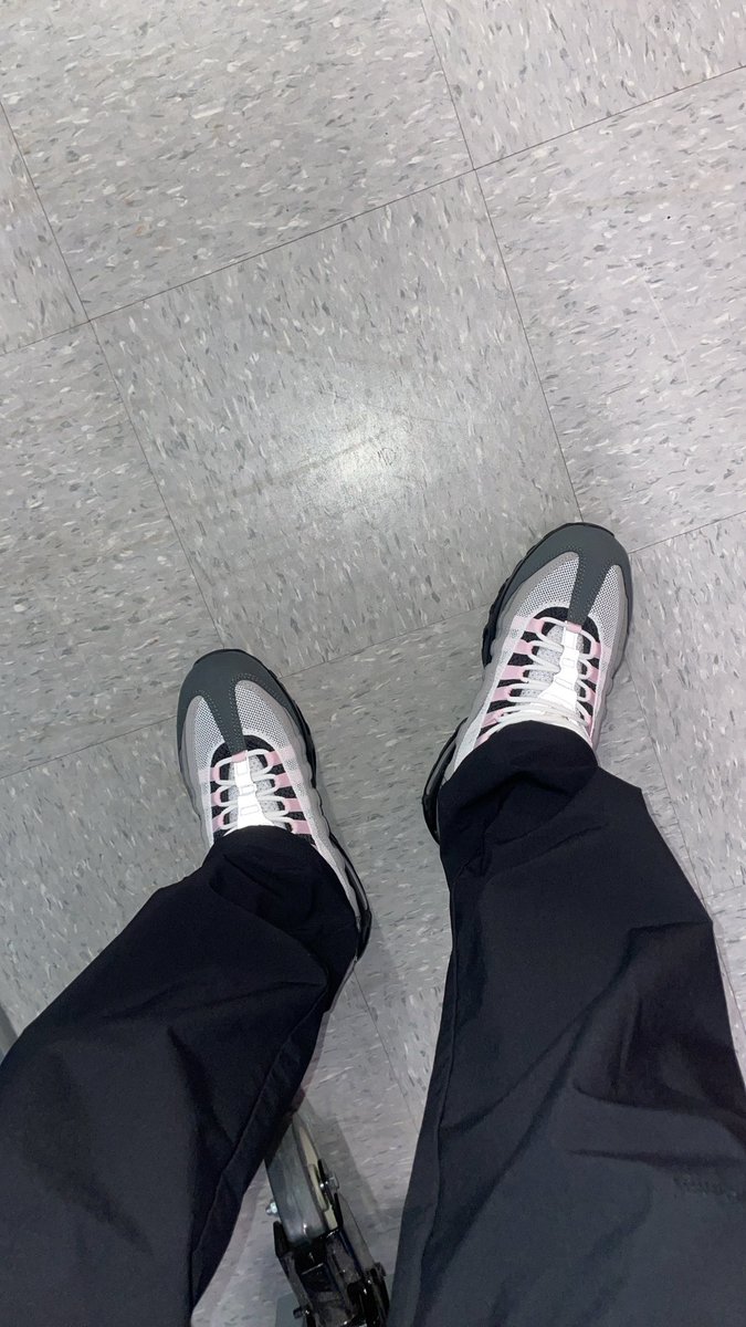Felix4PF's tweet photo. These hard on feet 🥶 drops the 28th https://t.co/X5gnqPUOe0