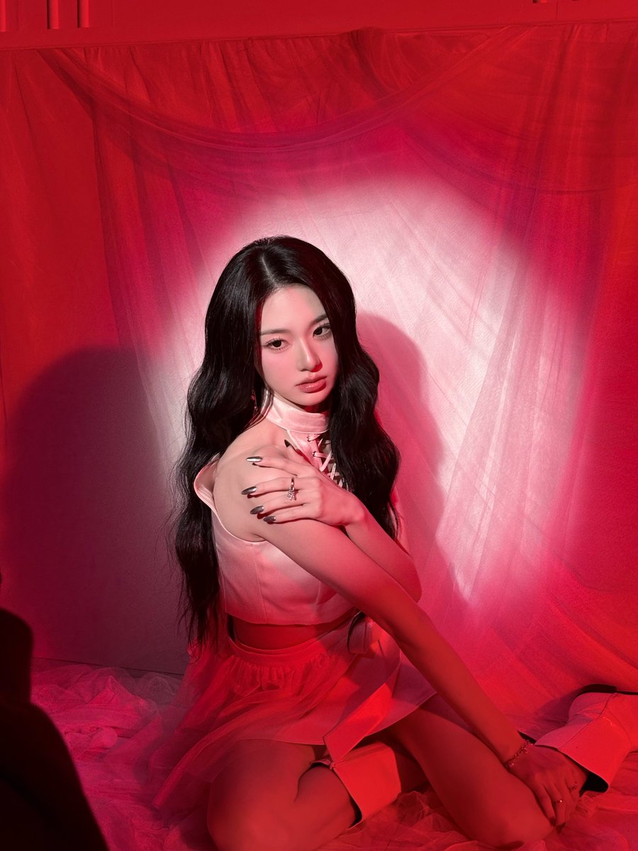 tripleS official tweet media