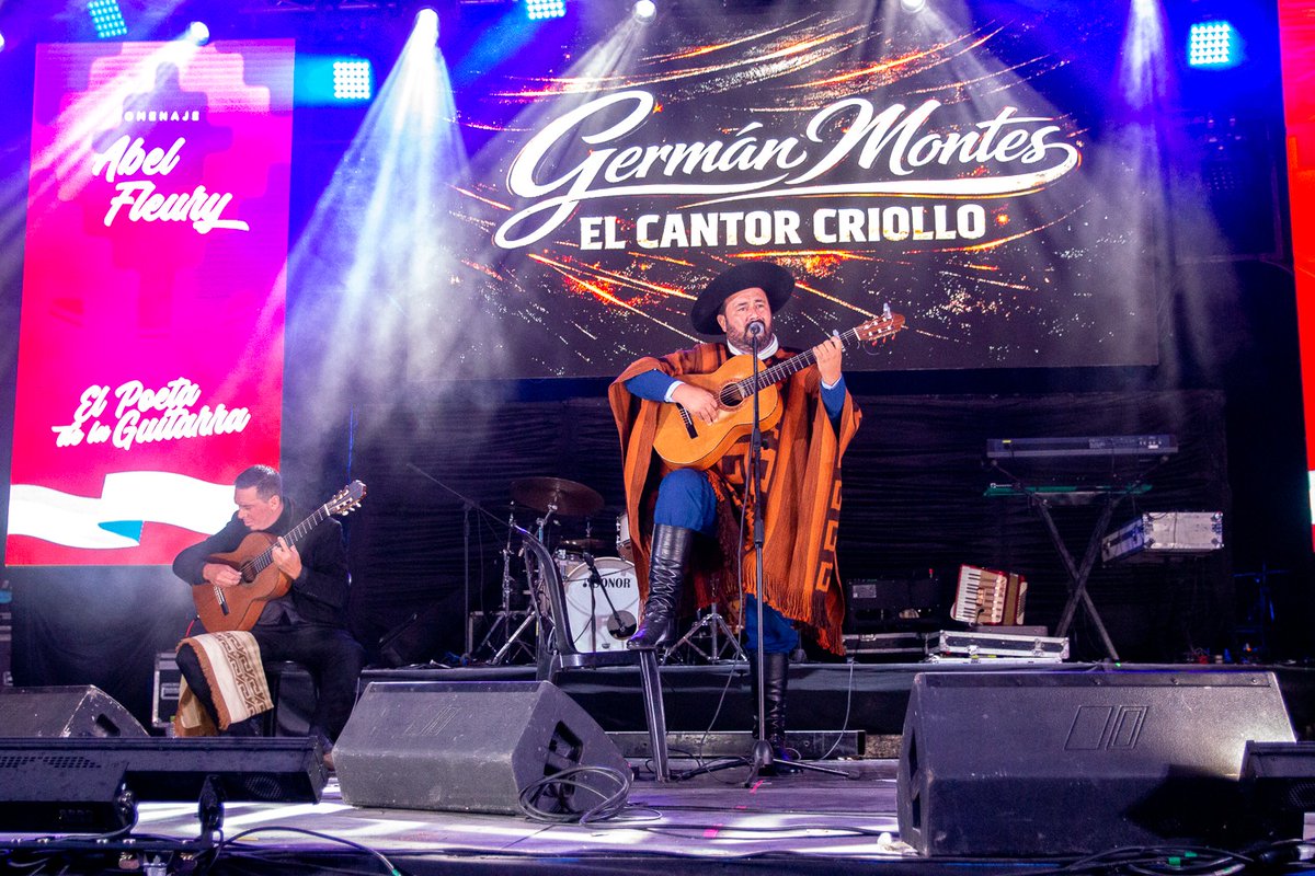Notable éxito de la Fiesta Nacional de la Guitarra en #Dolores

<a href="/ibarraguille/">Guillermo Ibarra</a> <a href="/jpgarciaok/">Juan Pablo García</a> 

📲Nota completa: agrobonaerense.com.ar/nota/3865/dolo…