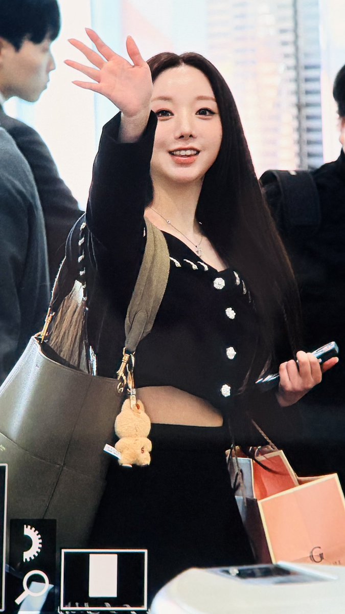 kang210's tweet photo. 260310 SBS 러브FM 그대의 오후, 정엽입니다 러블리즈 케이 Kei 출근 프리뷰

#Lovelyz #러블리즈 #Kei #케이 #김지연 https://t.co/mdGw4ojnfm