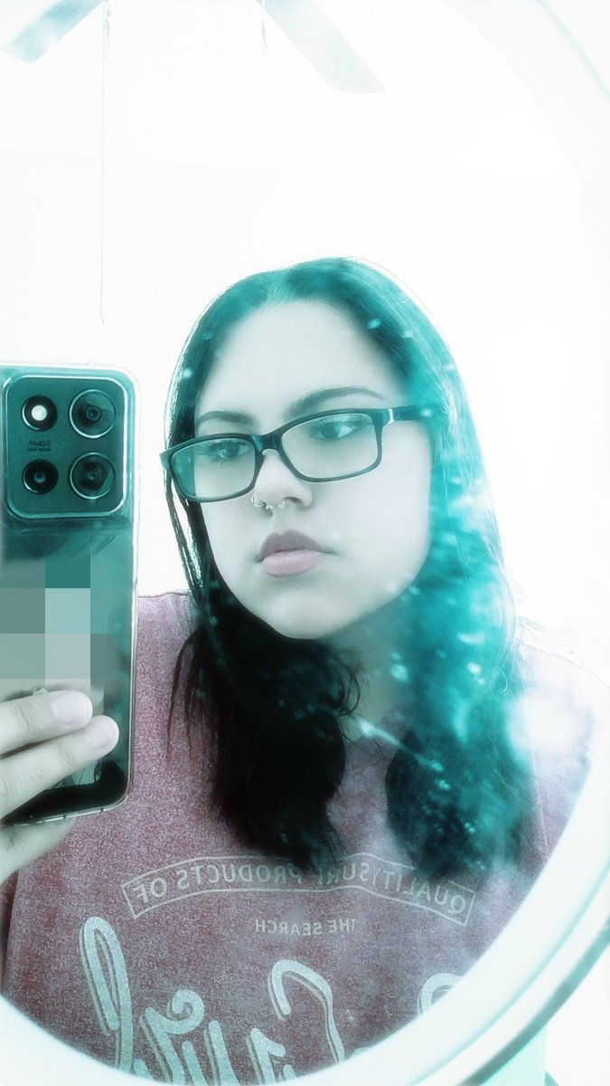 。♡𝓓𝓮𝓼♡。 tweet media