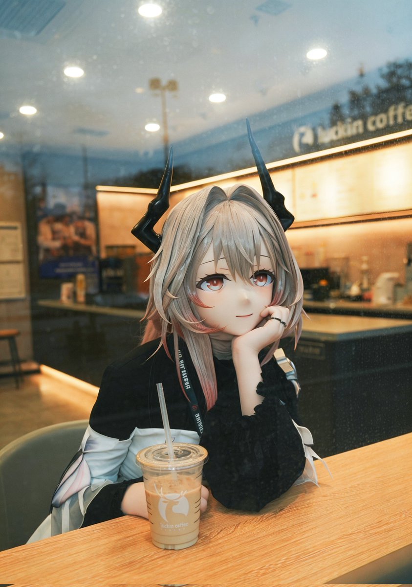 清绝.raw tweet media