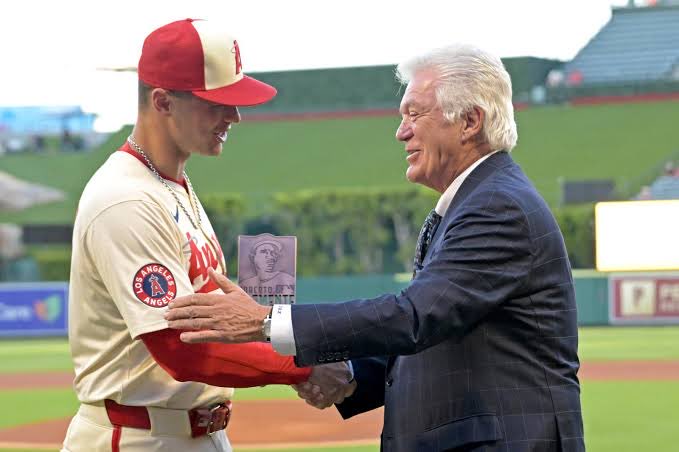 SleeperAngels tweet media