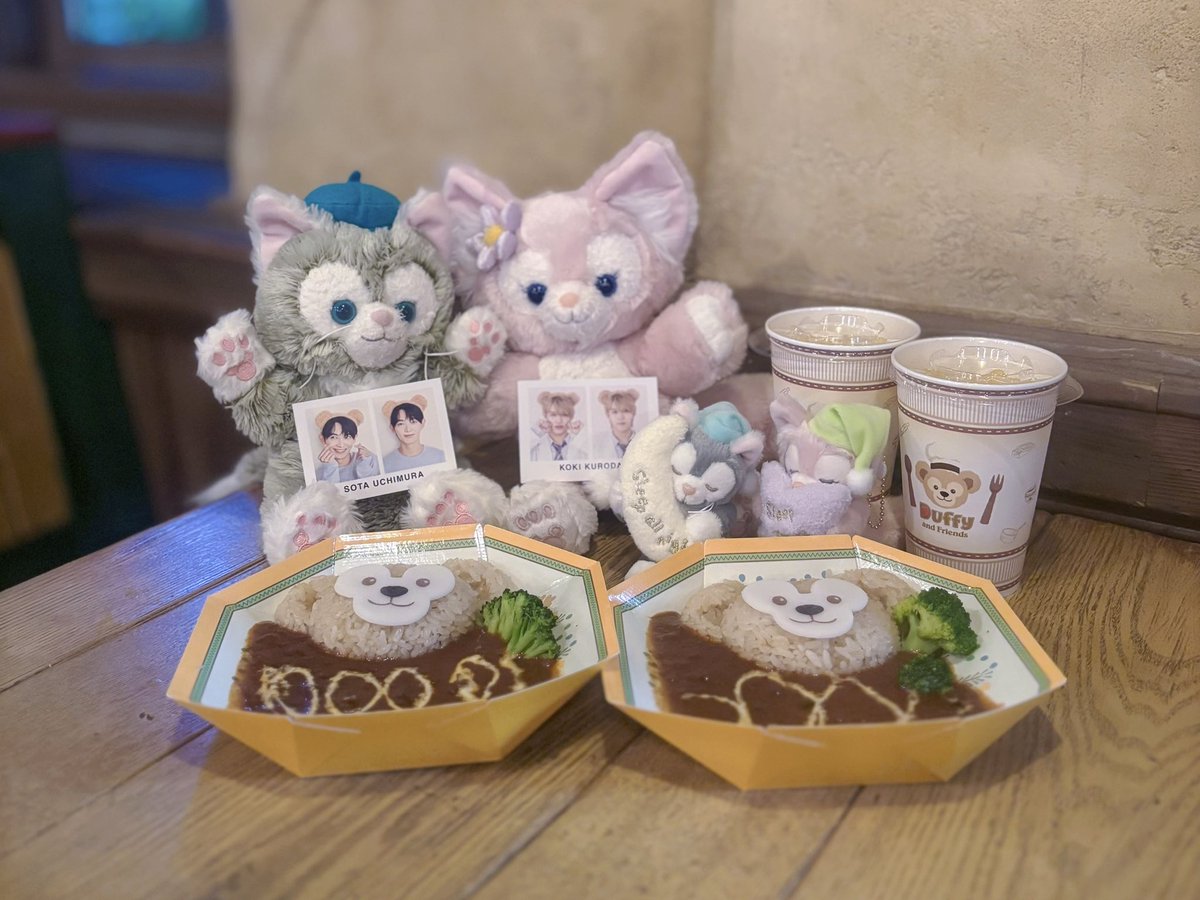 😼🩵 tweet media