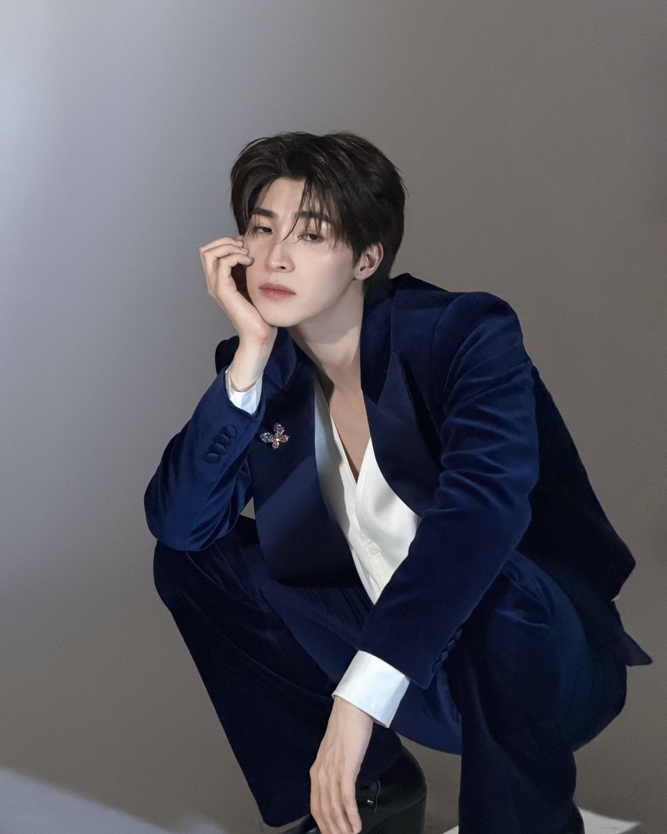 Bluepongtiwat tweet media