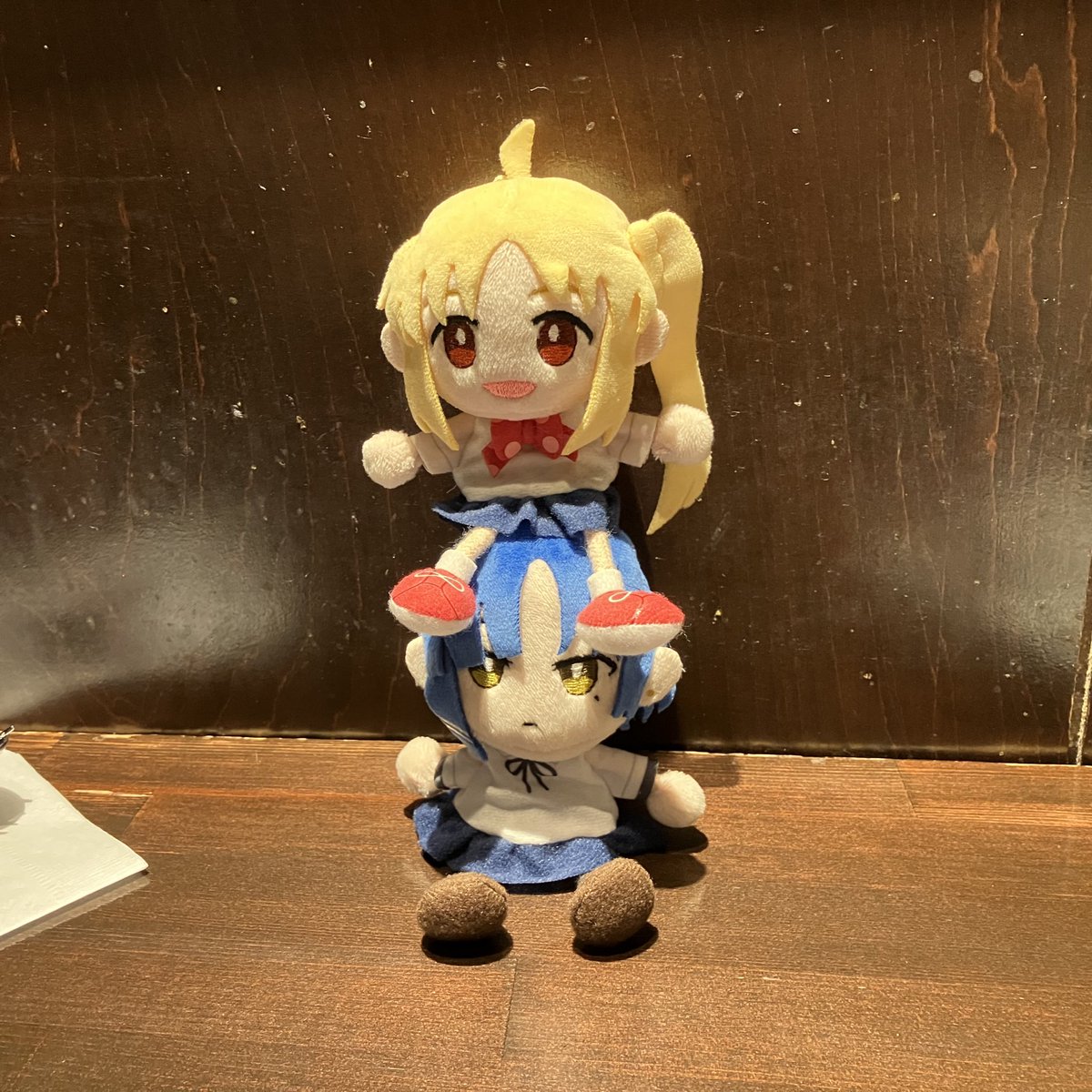 nijika_chang's tweet photo. ちょと　ぢっとしてて

ねえ　おもい https://t.co/7oMDhmSU8h