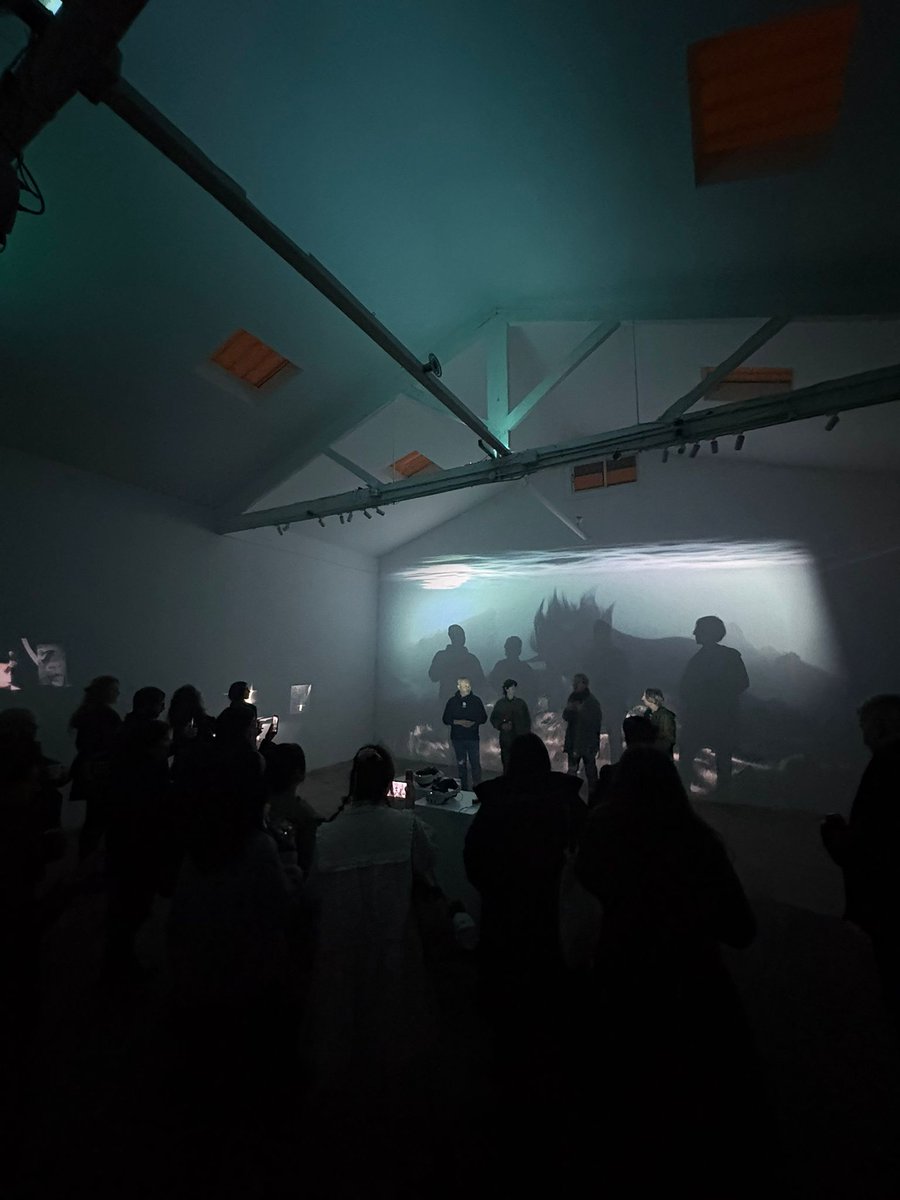 from2001vr's tweet image. 展示2日前にLBEを作ろうってノリになって
コラボしてバルセロナで展示した

#STYLY #LBE
linkedin.com/posts/espronce…