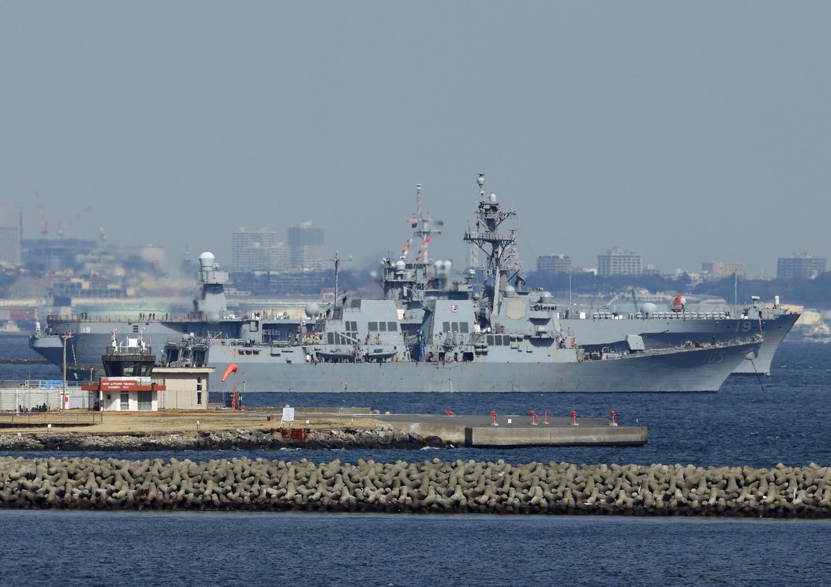 naowata2011's tweet photo. UW⚓️ 
#ブルーリッジ 
#BlueRidge 
#LCC19 
#アメリカ海軍 
#揚陸指揮艦 
#ブルーリッジ級揚陸指揮艦 https://t.co/EoKnKpJD3I