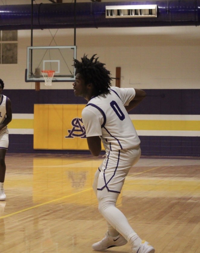 C G L E E S E tweet media