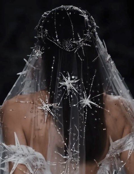 Beauty ✨ (@outfit_luxy) on Twitter photo 