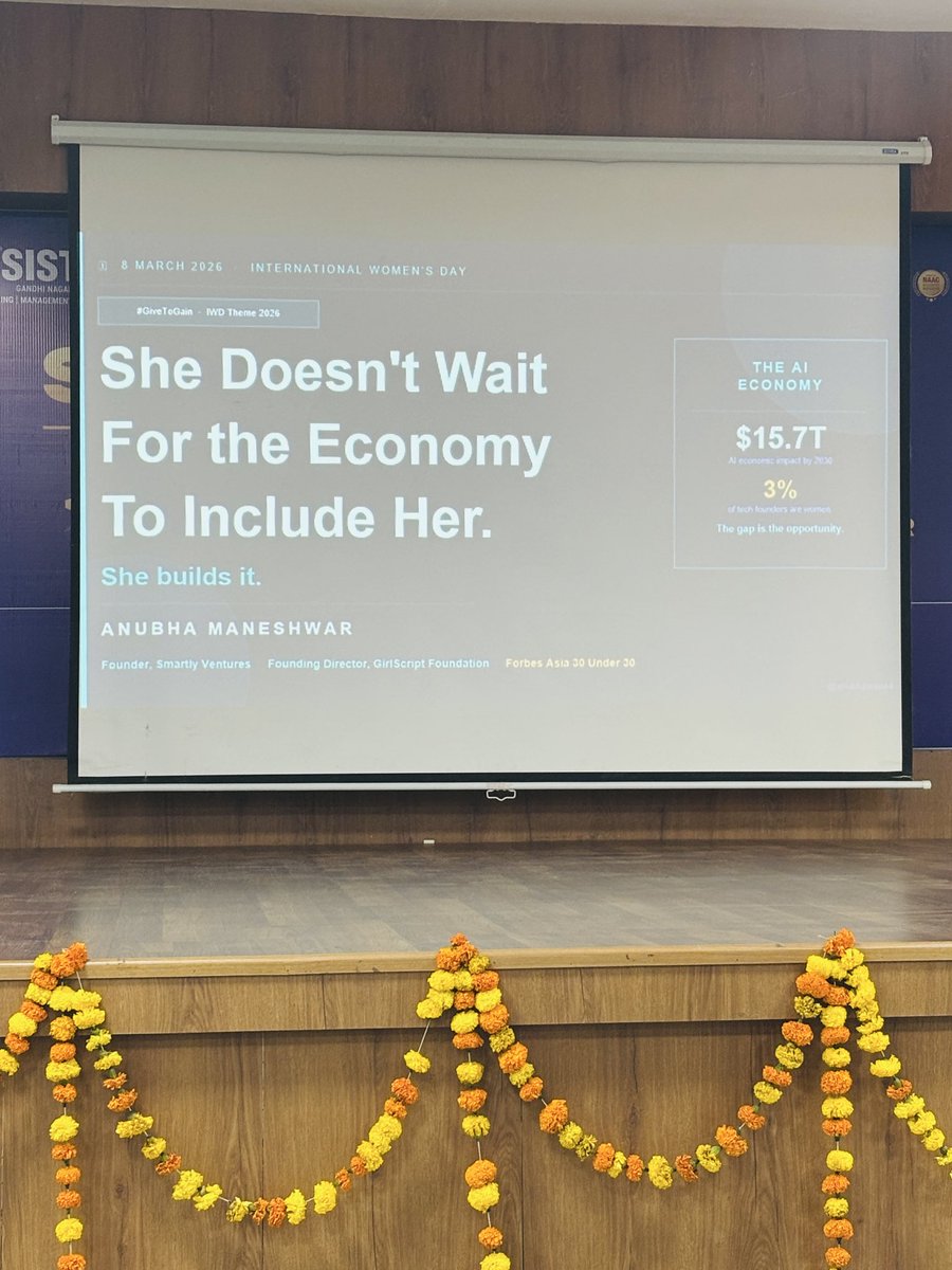 manishbillore's tweet photo. @anubhamane4 taking the mission of Girlscript forward with full support of @SISTec https://t.co/XdieBBc0H5