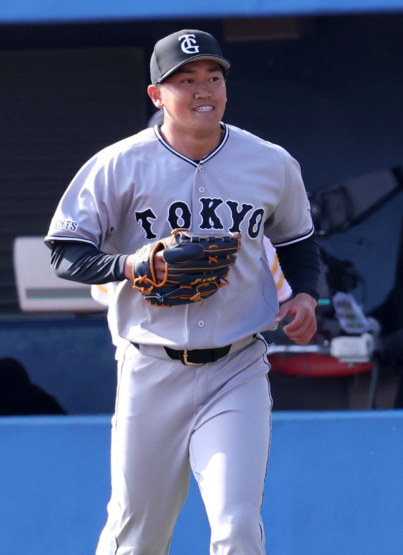 TokyoGiants's tweet photo. 【八回裏】巨人 2-2 ソフトバンク

3番手の #冨重英二郎 投手は四球を出すも後続を抑え、無失点！ https://t.co/b6lT1ABYPf