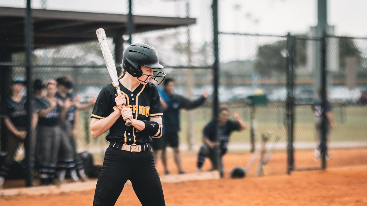 UW-Superior Softball tweet media