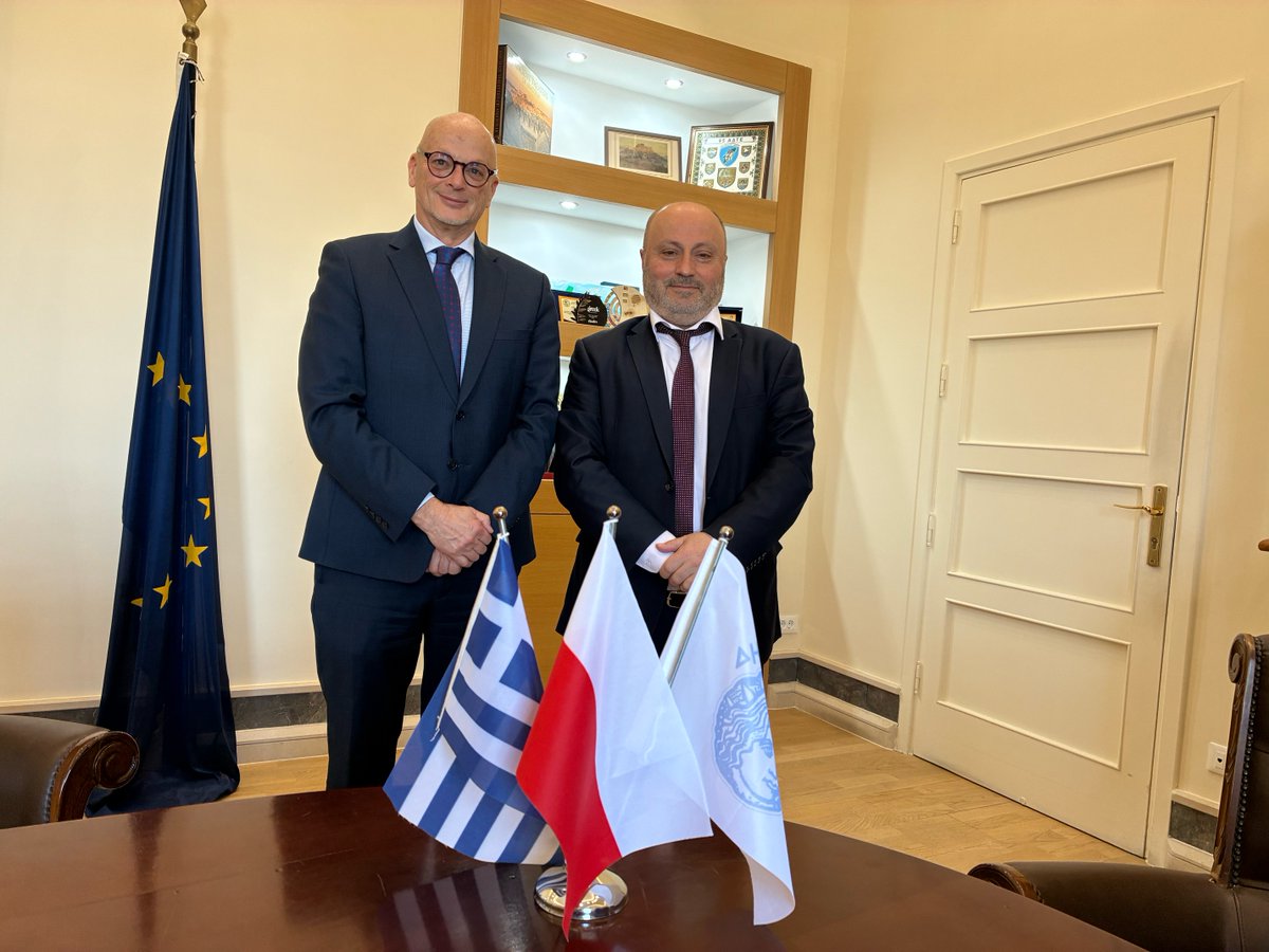 PLinGreece tweet media