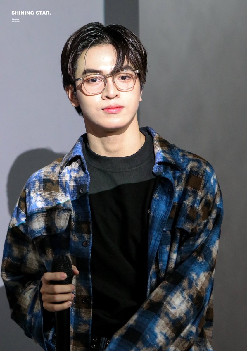 11132000_SS's tweet photo. 260125 — VXON Tambayan Listening Party | K:ITA Cafe.

@vxonofficial #VXON #VXONPasakalye https://t.co/Y4cw6ZtUKl
