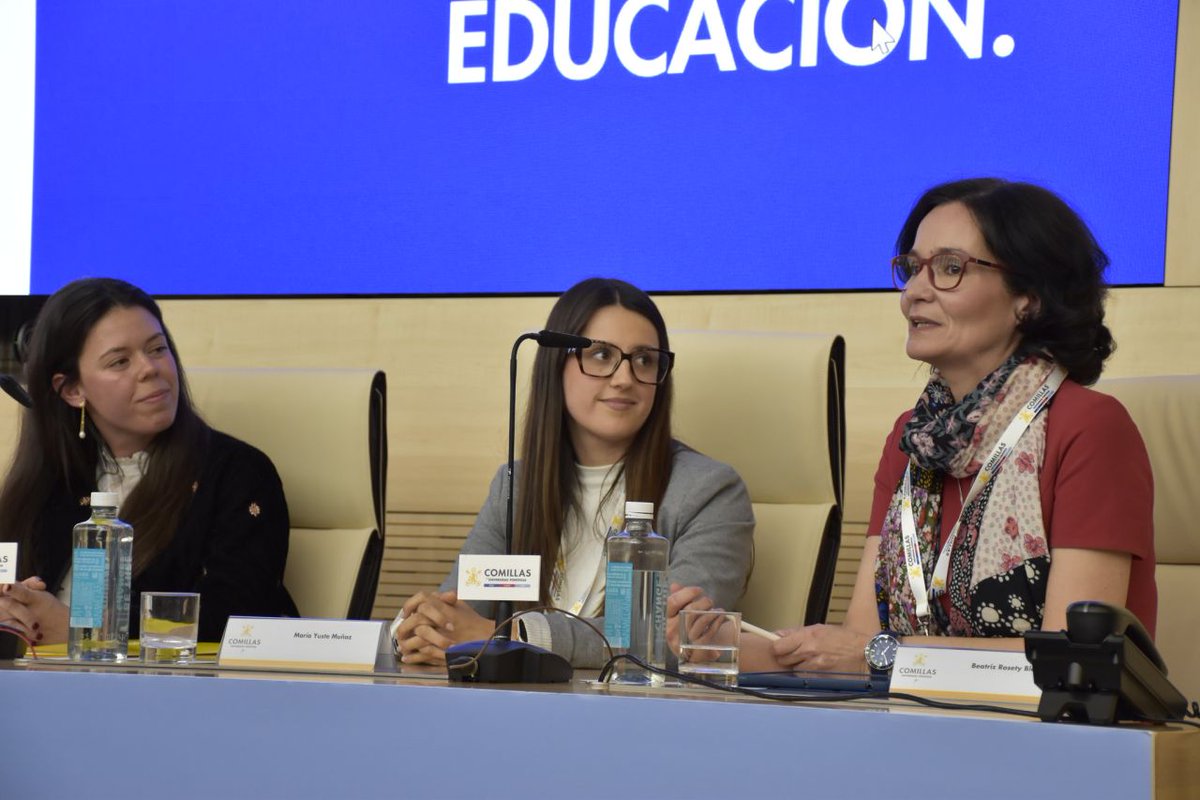 ComillasCHS tweet media