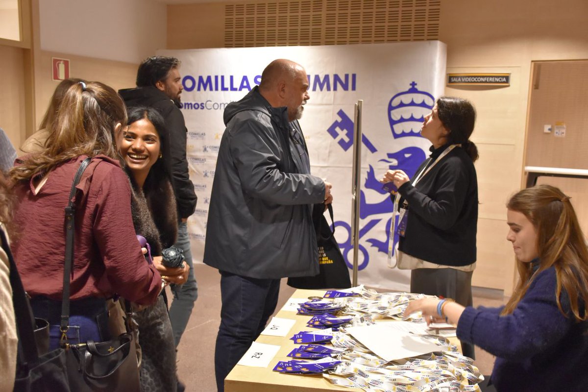 ComillasCHS tweet media