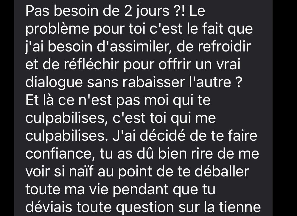 Safeplacecr's tweet photo. ‼️il ne pleure plus devant l’école du coup je suis LIBRE 🙏 mais il a continué à m’envoyer des pavés malgré tout et bref, il m’a eu (j’en ai eu - de 10 M D R) 
Merci à tous en tout cas, il a gagné la bataille, j’arrête tout je suis dégoûtée https://t.co/wVq44K0OsB