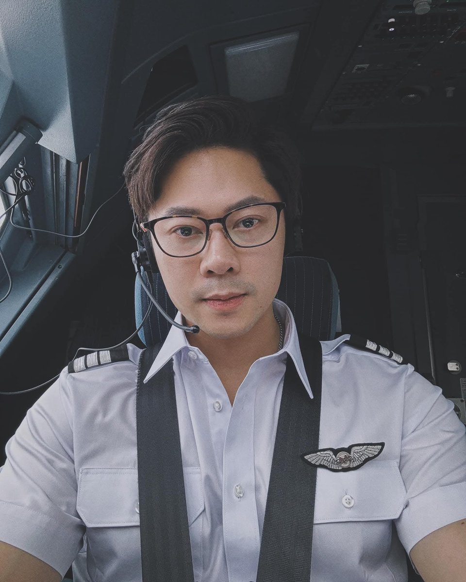 SuiteAndUniform's tweet photo. ในเครื่องแบบ นอกเครื่องแบบ มาได้หมดเลย��รับ https://t.co/tsvsrE5KUO