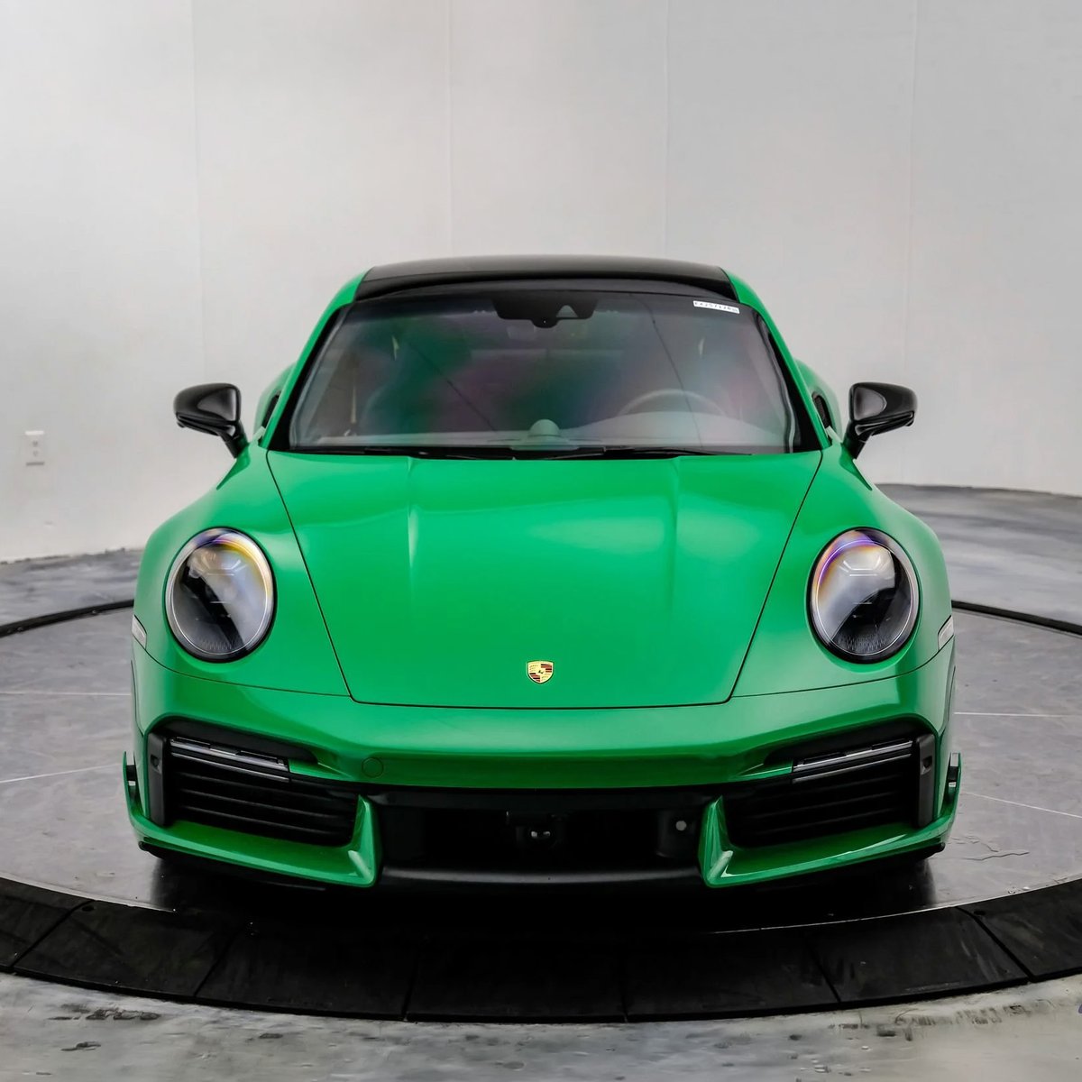 We love cars ❤️ tweet media