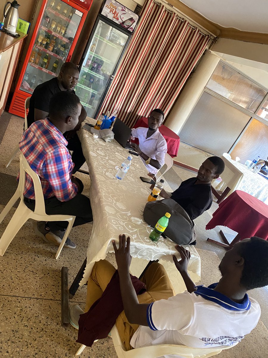 Master class Sign language initiative tweet media