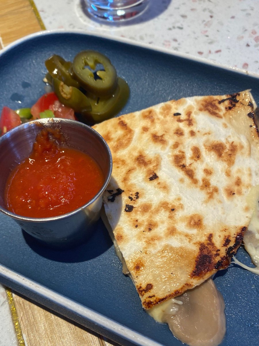 karl harper tweet media