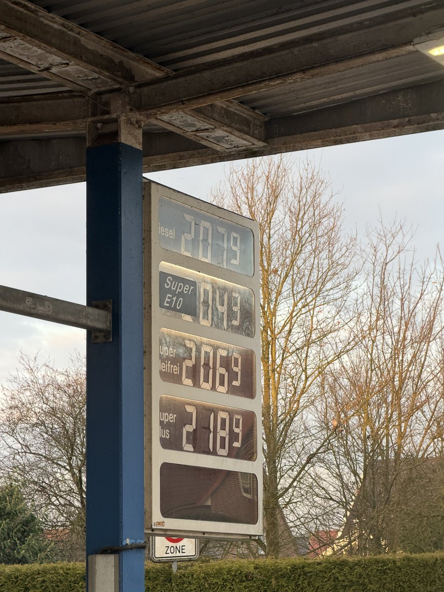 𝓐𝓻𝓳𝓪𝓷 tweet media