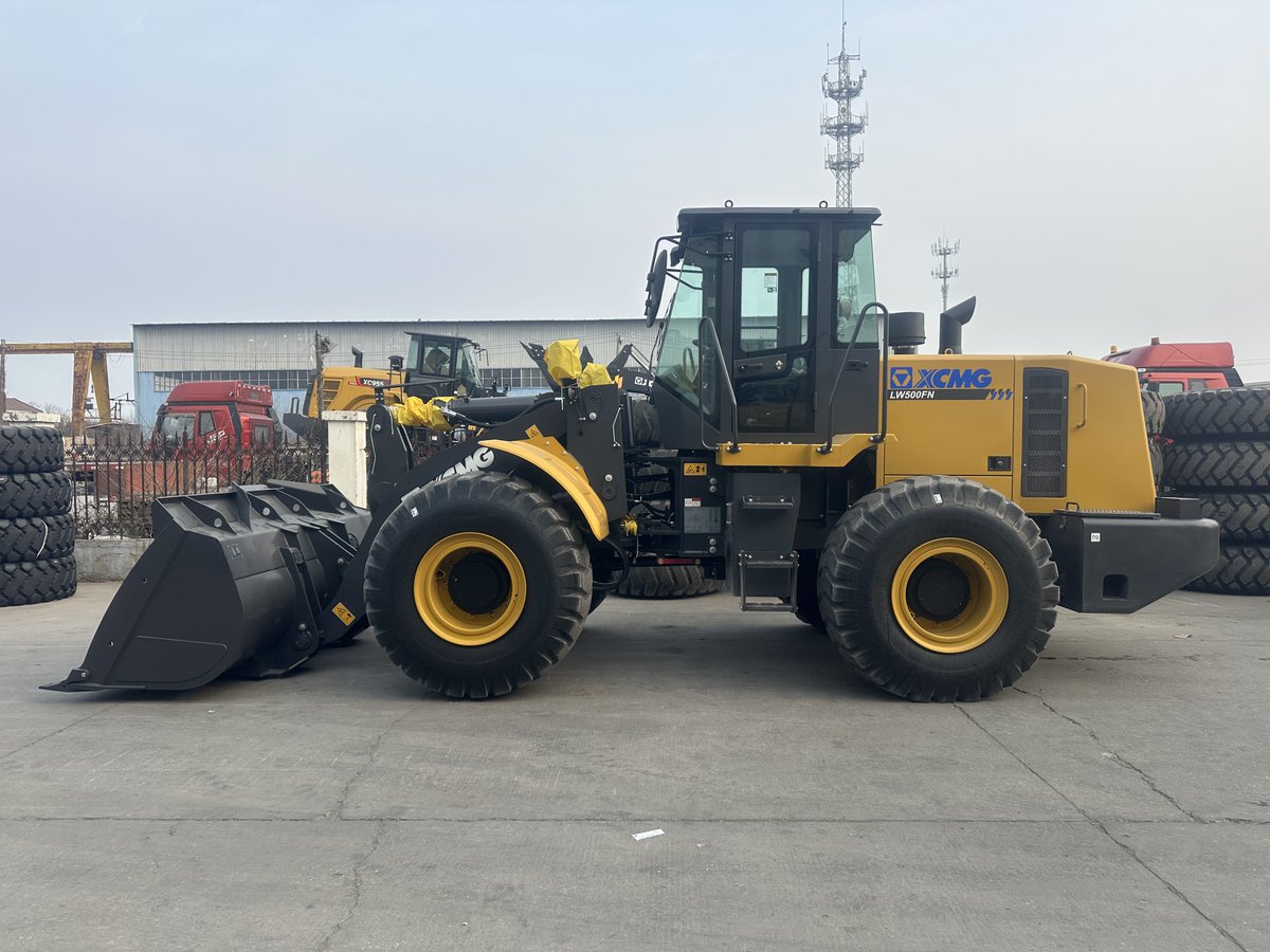 IanSu823's tweet photo. March–April Procurement Festival！We have special discounts on construction machinery!Welcome to inquire!🎉 https://t.co/IlLfNC5U17