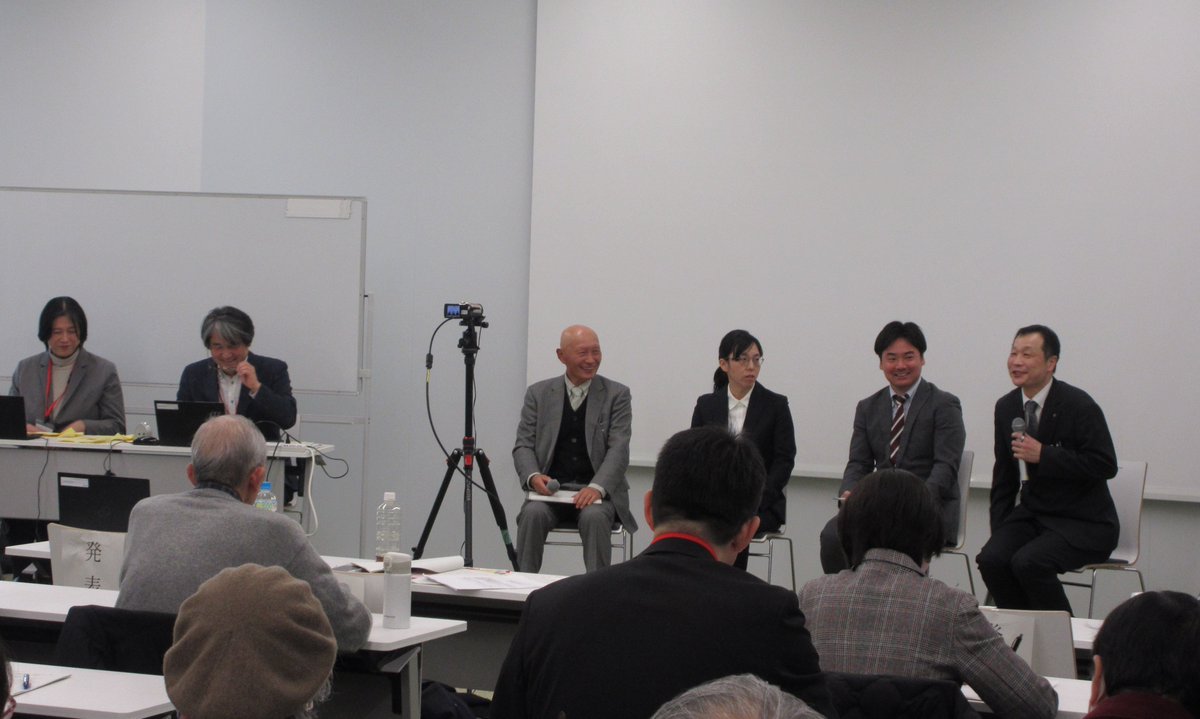 【2/13開催「きょうと食の安心・安全フォーラム～京の食 つくり手の想いにふれて～」の様子をご紹介📣】
奥村農林園、有限会社三和鶏園、株式会社鼓月より、食の安心・安全への取組等を紹介していただき、参加者との意見交換も活発に行われました😊✨
▼詳細
pref.kyoto.jp/shoku-anshin/n…