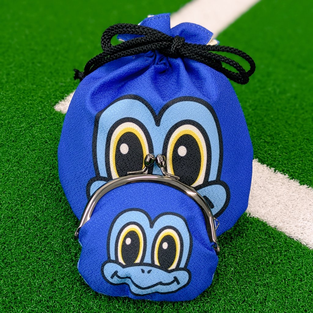 🌟新商品発売情報🌟

3/14(土)に発売するアイテムを紹介🌸
✢丸底ミニ巾着
✢がま口財布

どアップジュビロくん👀
バッグ中で目が合うと、
つい笑顔になってしまうアイテムです😊