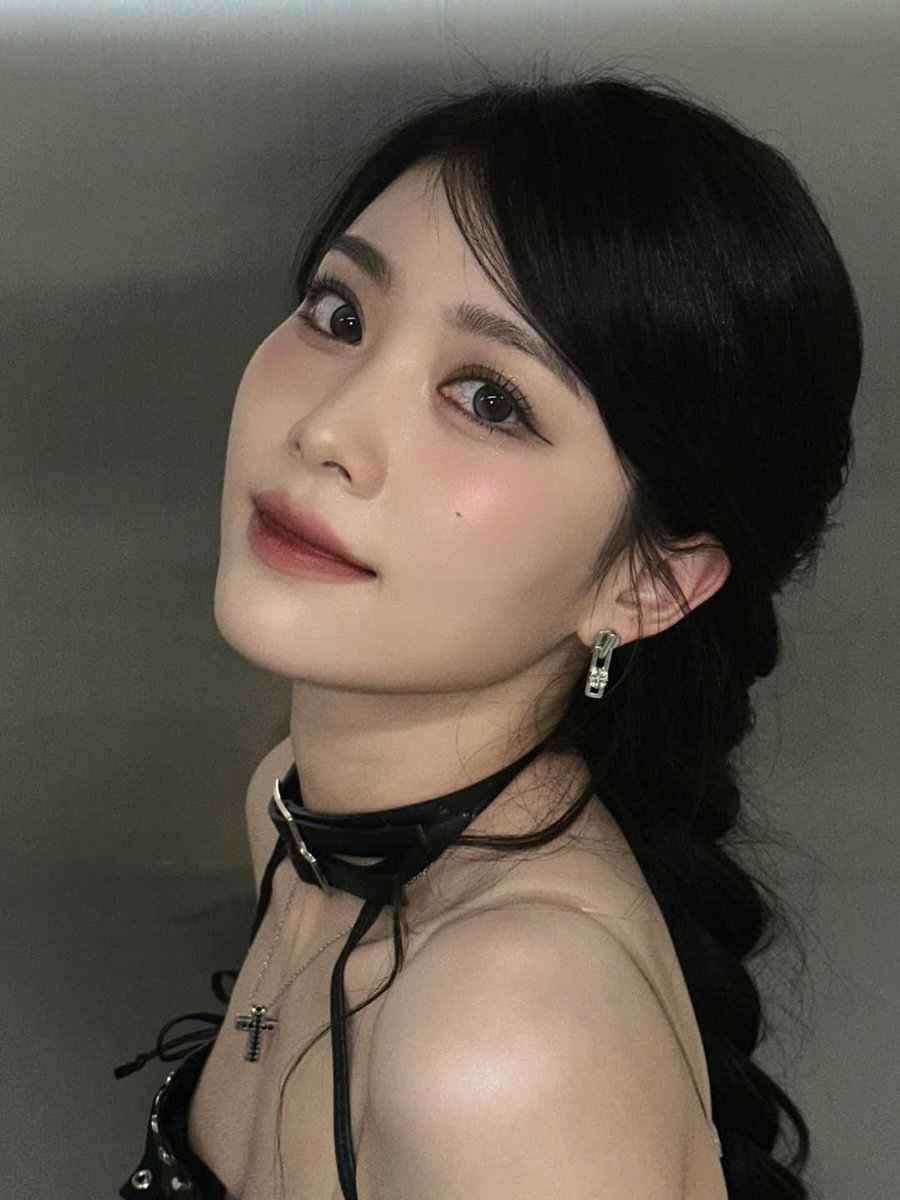 샤오팅 얼굴 tweet media