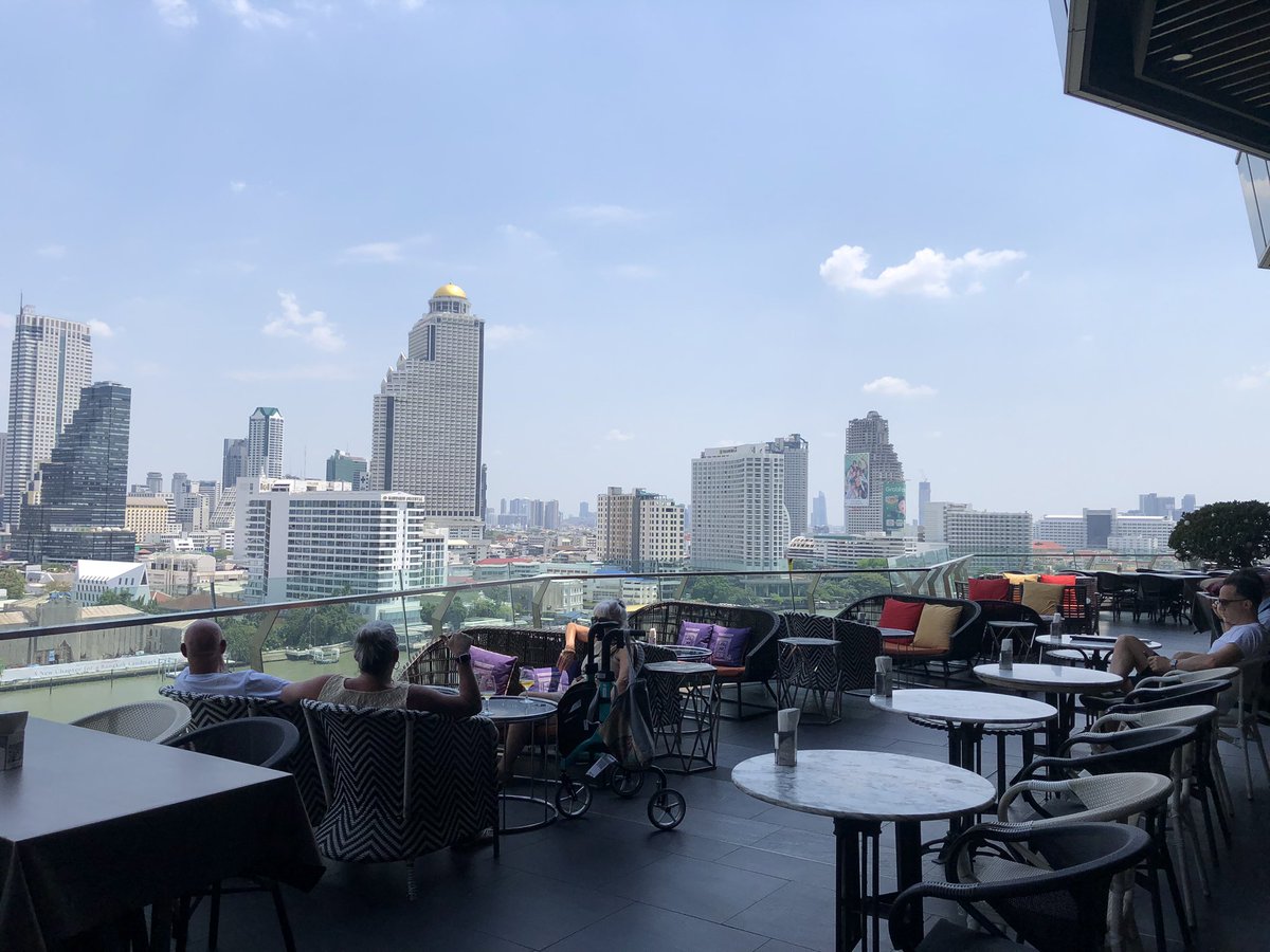 Simon P Evans tweet media