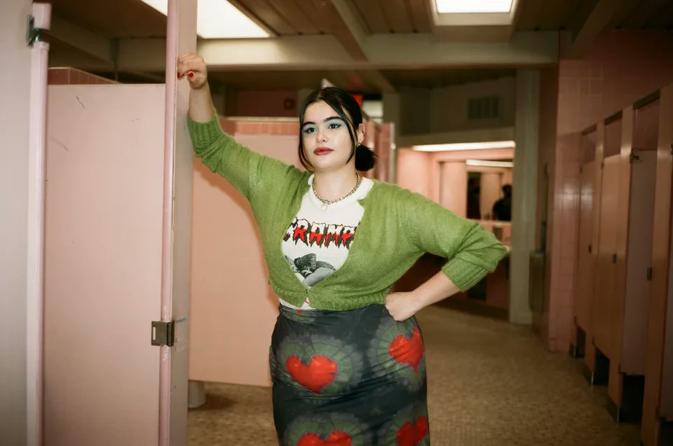 kiyashaber065's tweet photo. 🔴 Euphoria dizisinden "şişman arkadaş" rolünü oynamak istemediği için ayrıldığı iddia edilmişti.

• Barbie Ferreira’nın geçirdiği değişim gündem oldu. https://t.co/LhTRKizmd9