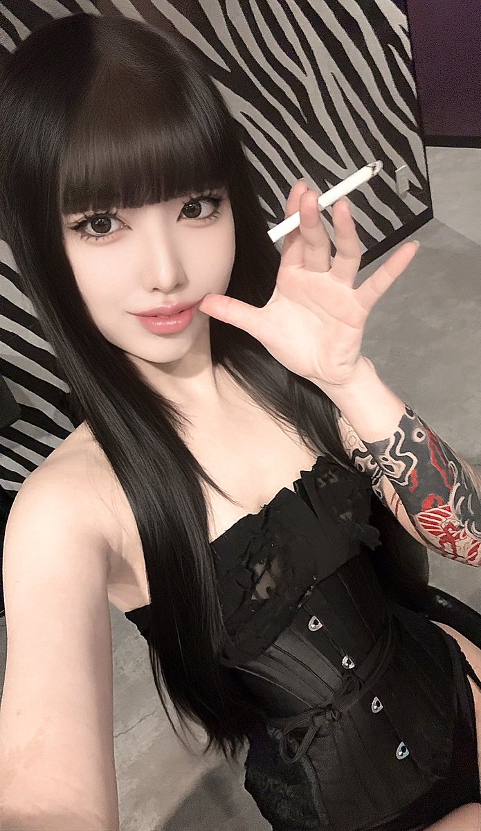 遺書にお前の名前書くからな tweet media