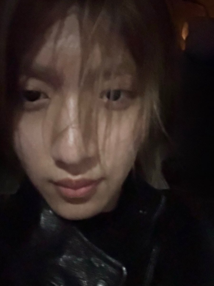 우진이셀카를되게펫캠같이찍음