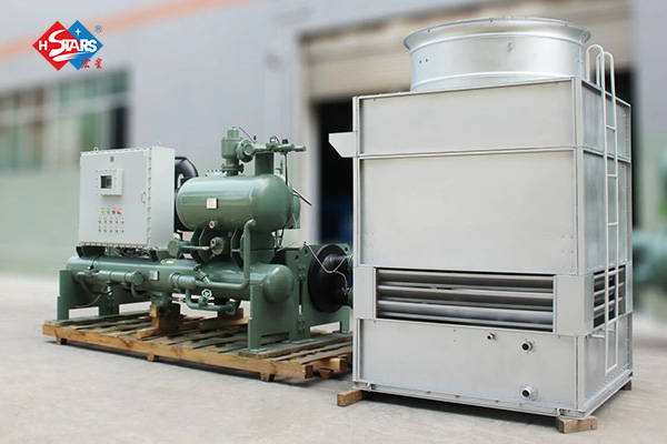 Looking for a cooling solution that saves both energy and water? Evaporative condensing chillers combine high efficiency, low operating costs, and compact design—perfect for industrial and HVAC applications in water-scarce regions.