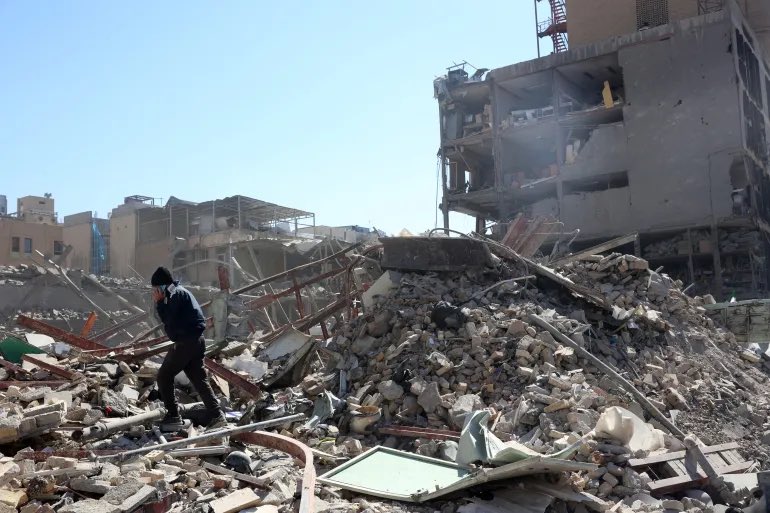 الــضِّـيـاءُ اللّامِـع tweet media