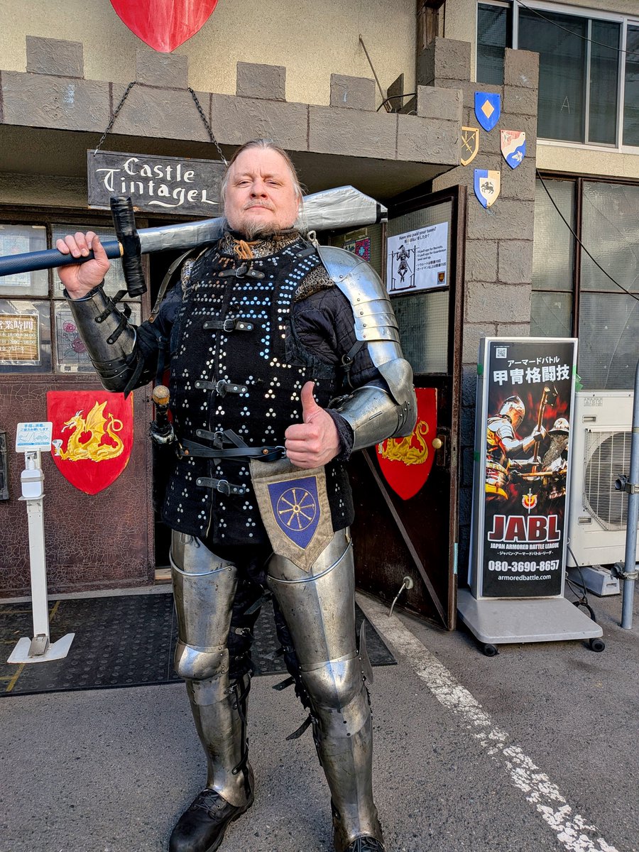 キャッスル・ティンタジェル 【 鎧・甲冑 / 西洋剣術 / アーマードバトル 】 tweet media