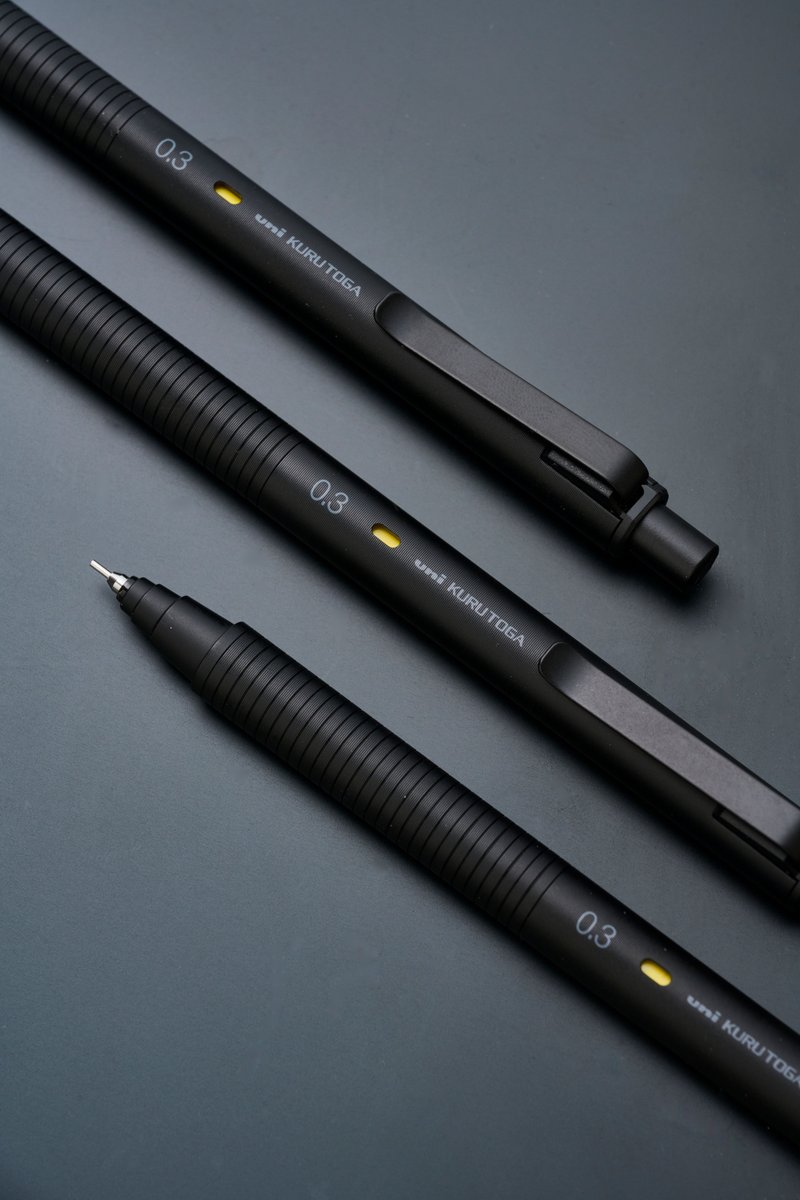 ⋱ #uniの新商品 ⋰ 「クルトガ メタル」に初の【0.3mm】が登場