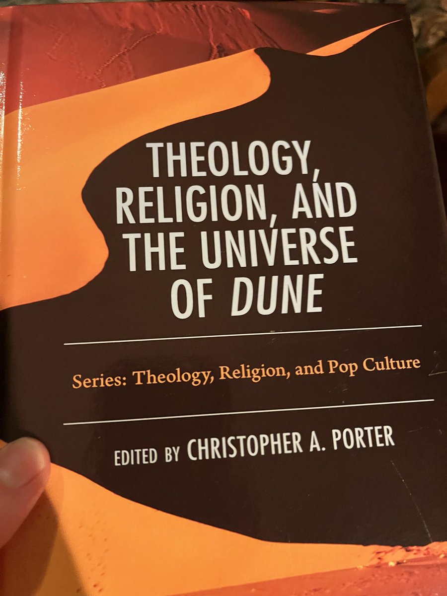 Laura Robinson tweet media