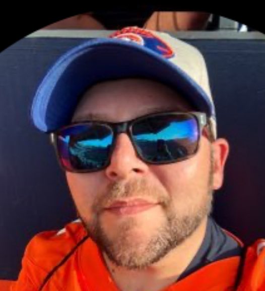 BroncoC🤟 tweet media