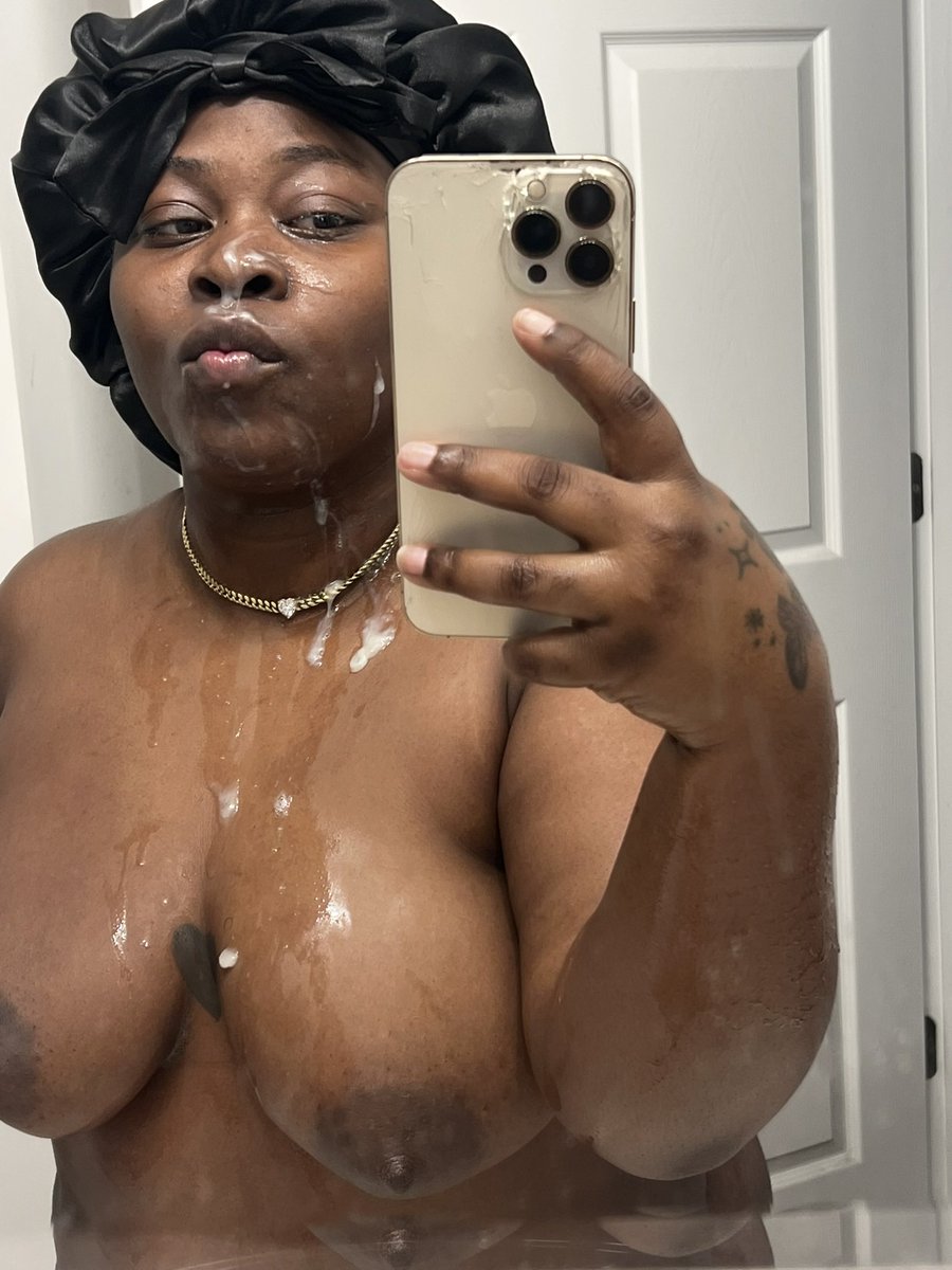 SluttyHenny's tweet photo. CHUDAI?￼🤭 https://t.co/Tn1OgPxip0