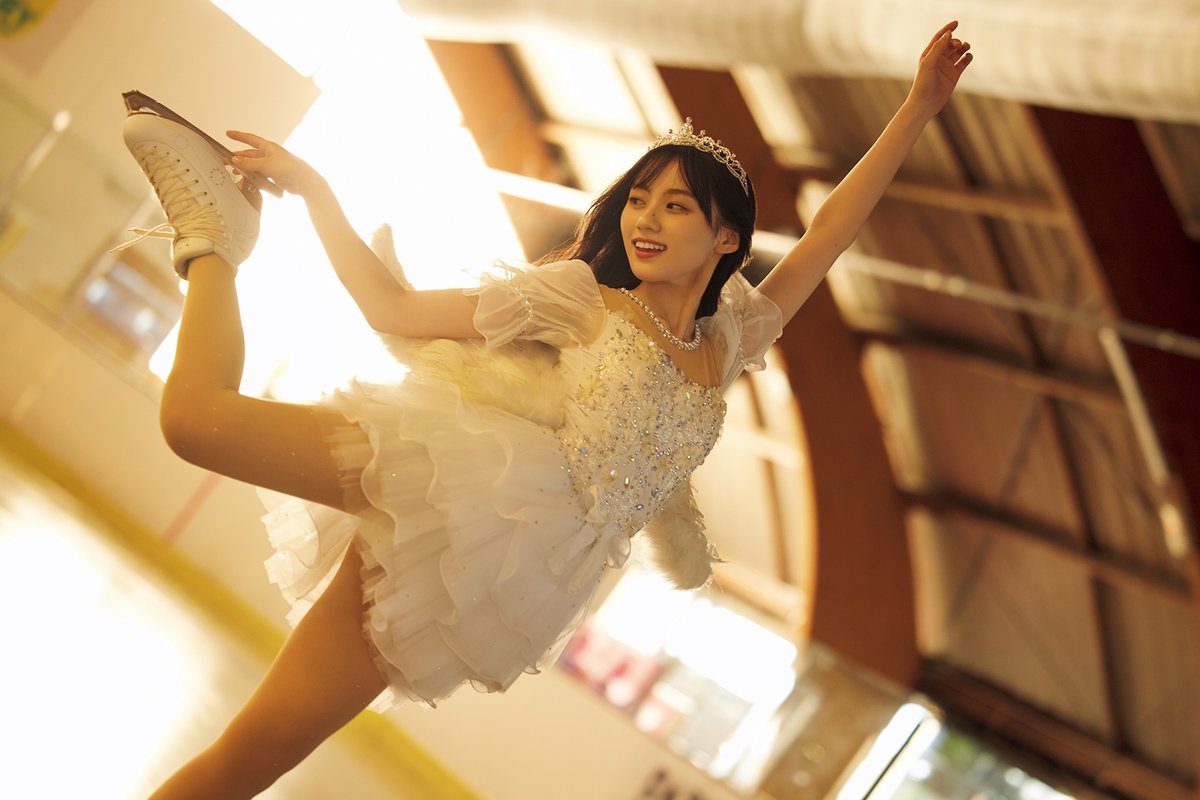 📣特報📣 4月14日の #川﨑桜1st写真集エチュード 発売を記念し 📣特報📣 4月14日の #川﨑桜1st写真集エチュード 発売を記念し