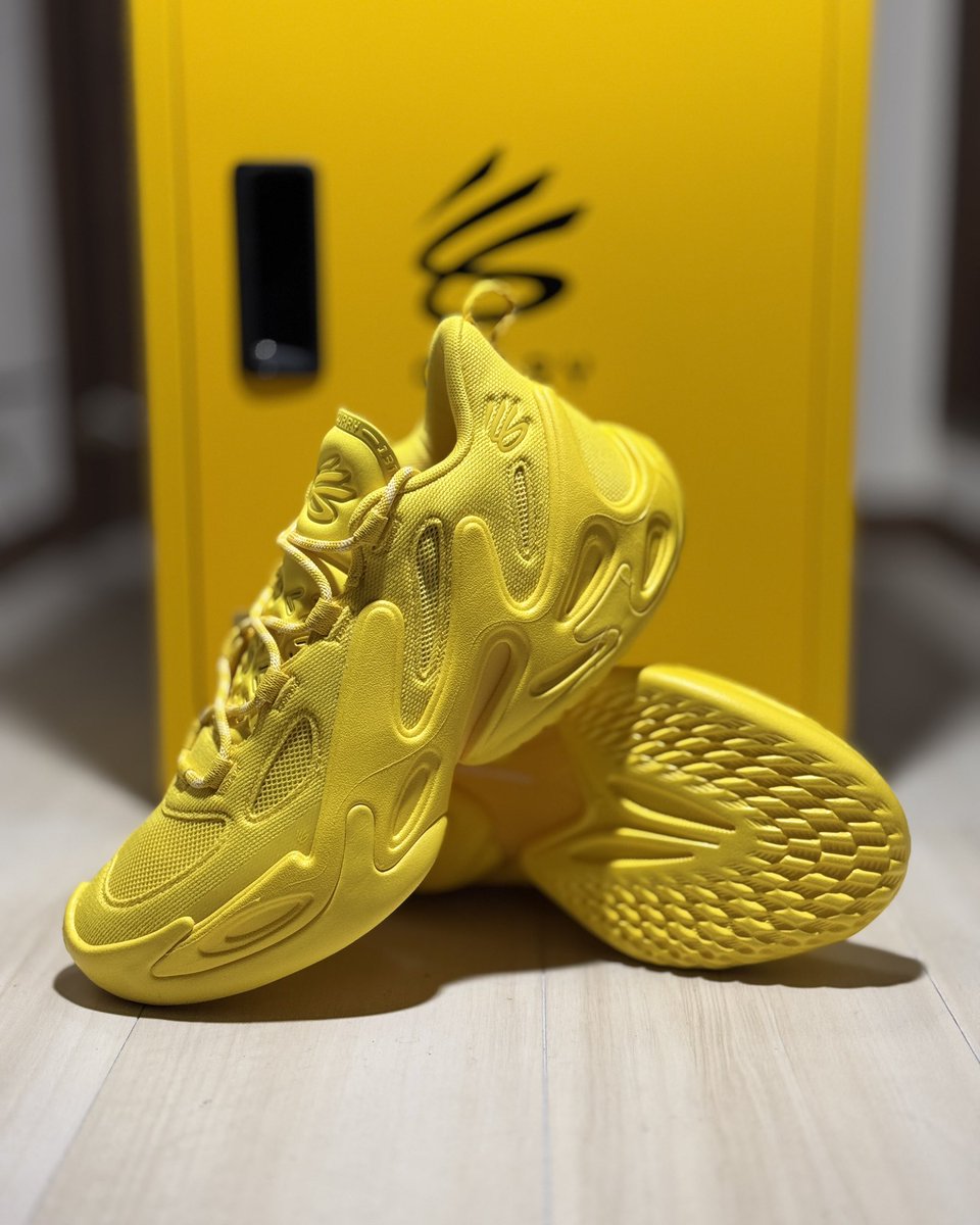 GSW49764562's tweet photo. ステフィン・カリーの最新シグネチャーモデル「カリー13」のNEWカラー「WARNING」ゲット！！
2026年3月6日（金）発売 🇯🇵
価格 : ¥22,990（税込）

@stephencurry30 
@currybrand 

#UnderArmour 
#CurryBrand 
#CURRY13 
#Warning 
#StephenCurry https://t.co/weMwKDr5J6