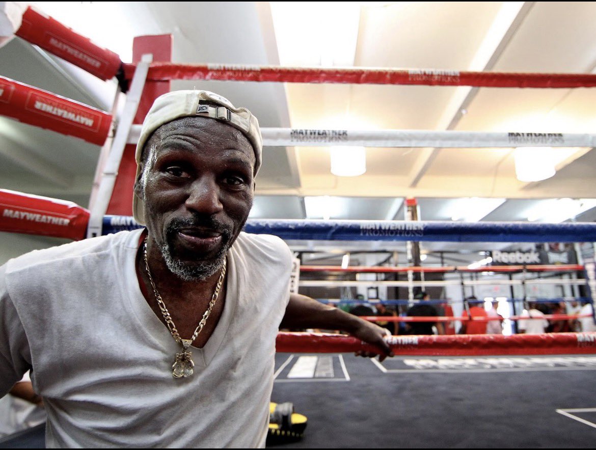 “Some think Shakur got a gift against Zepeda” to those ppl who think that here you go..